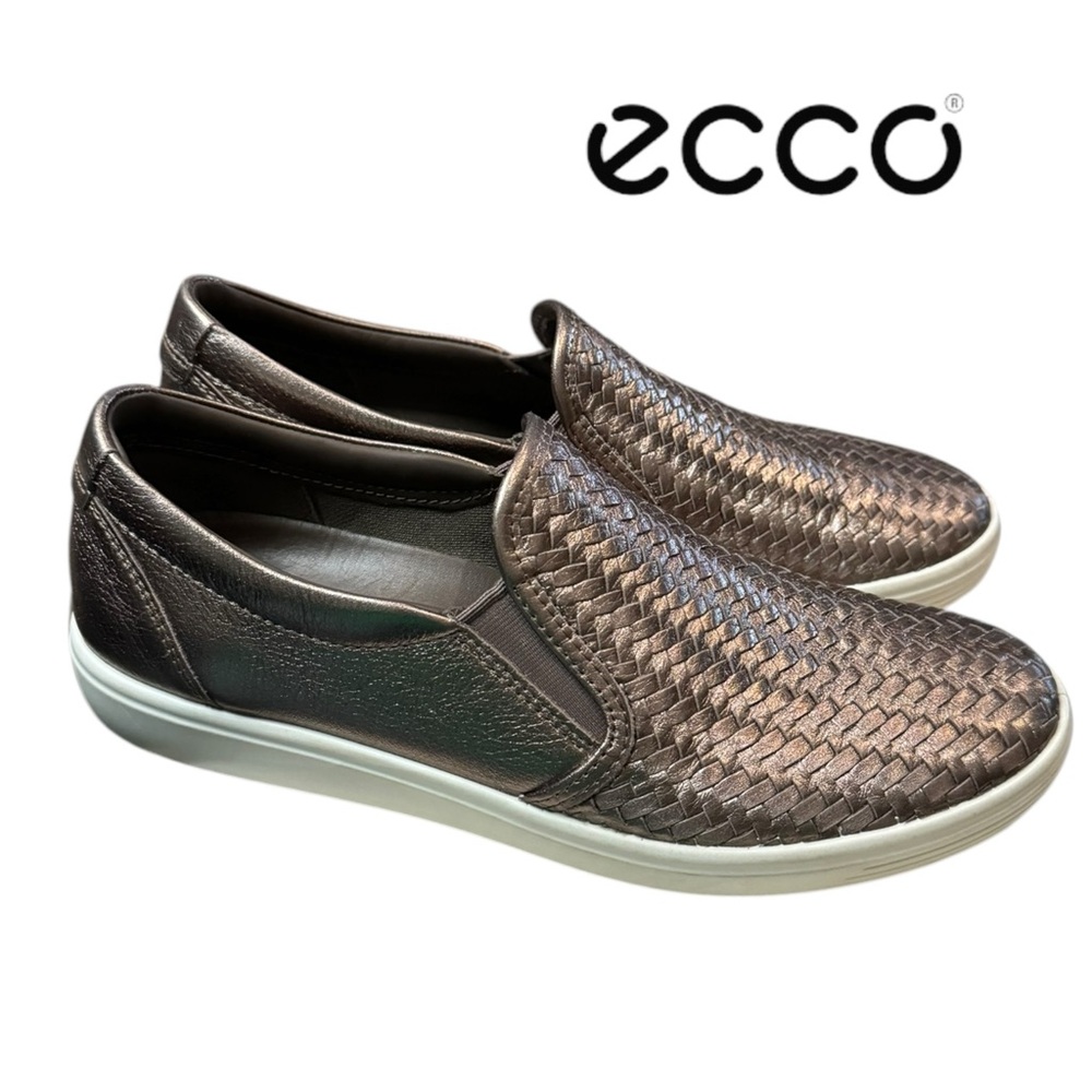 Ecco Women's Brown Slip-On Sneakers